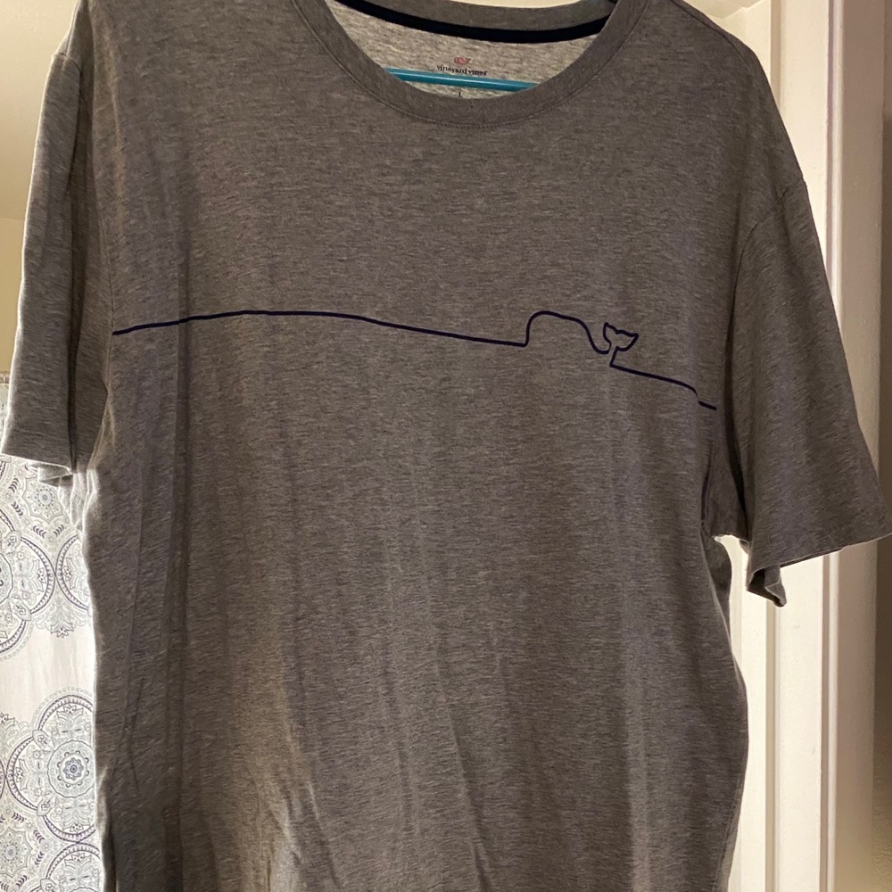 Vineyard Vines Men’s Tshirt - Size L - Gray